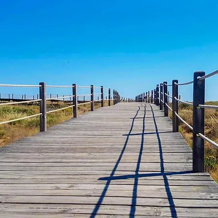 Outstanding Condo- Beach, Pool & Golf By Becherish *