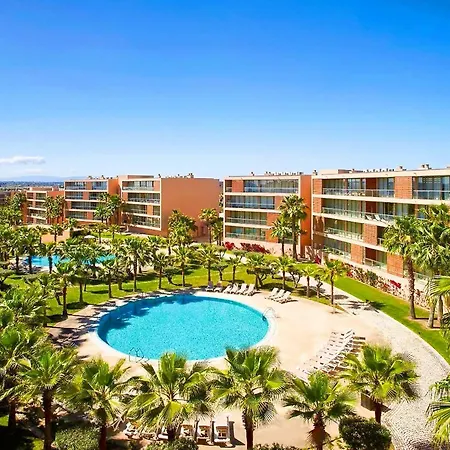 Outstanding Condo- Beach, Pool & Golf By Becherish Apartamento *