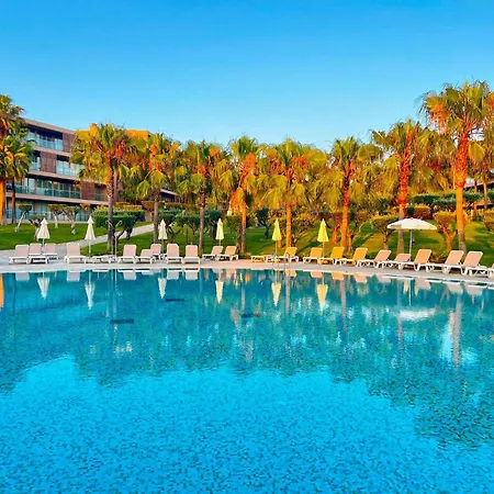 Outstanding Condo- Beach, Pool & Golf By Becherish *