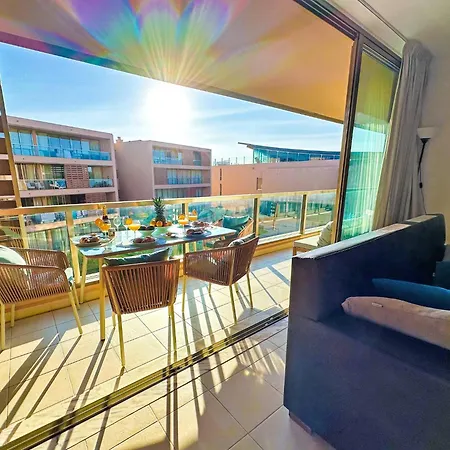 Outstanding Condo- Beach, Pool & Golf By Becherish