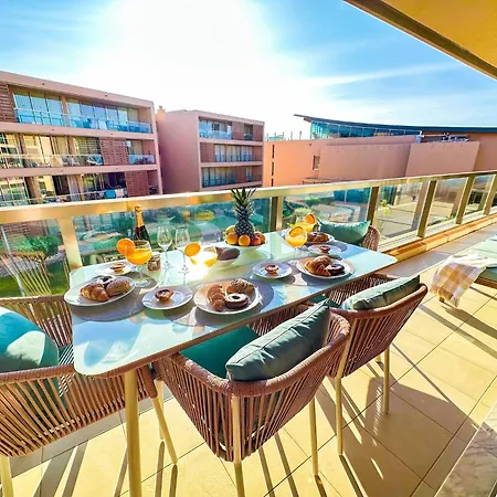 Outstanding Condo- Beach, Pool & Golf By Becherish Gale (Albufeira)