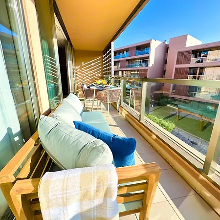 Outstanding Condo- Beach, Pool & Golf By Becherish Apartment *
