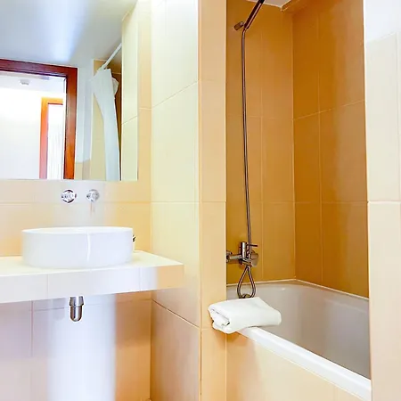 Διαμέρισμα Outstanding Condo- Beach, Pool & Golf By Becherish Gale (Albufeira)