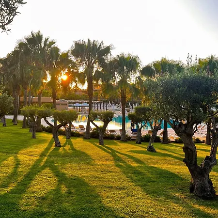 Outstanding Condo- Beach, Pool & Golf By Becherish * Gale (Albufeira)