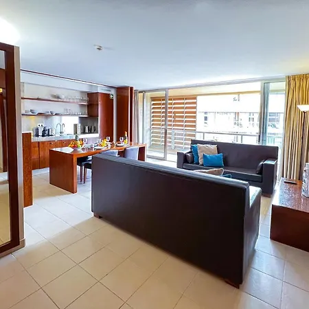 Apartment Outstanding Condo- Beach, Pool & Golf By Becherish Gale (Albufeira)