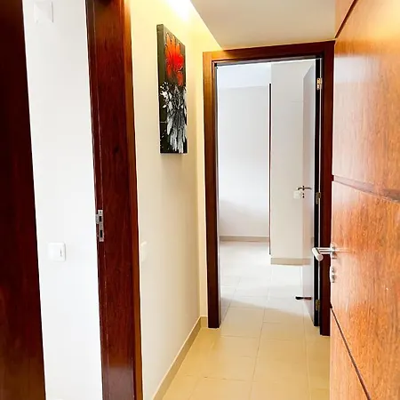 Apartment Outstanding Condo- Beach, Pool & Golf By Becherish