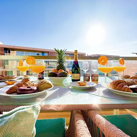 Outstanding Condo- Beach, Pool & Golf By Becherish Gale (Albufeira)